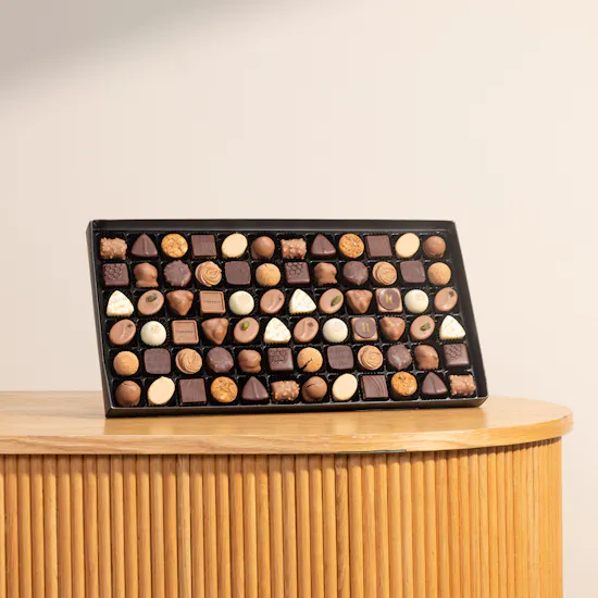 Läderach Praline Assorted Extra Large Chocolate Box