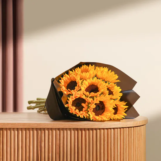 Bright Sunflower Bouquet