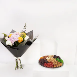 Sinwan  Dried Fruits & Nuts Date Platter | Roses
