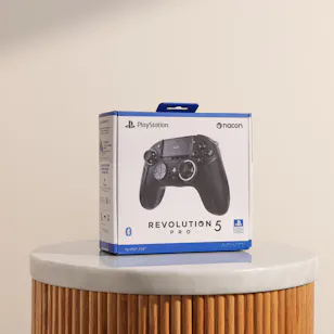 Geekay Nacon Revolution 5 Pro Controller