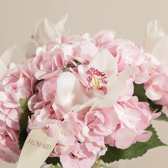 Tender Grace Flowers Vase