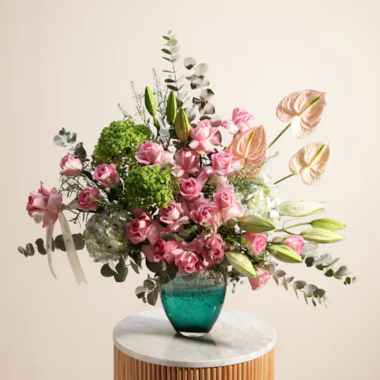 Tender Bloom Harmony Flowers Vase