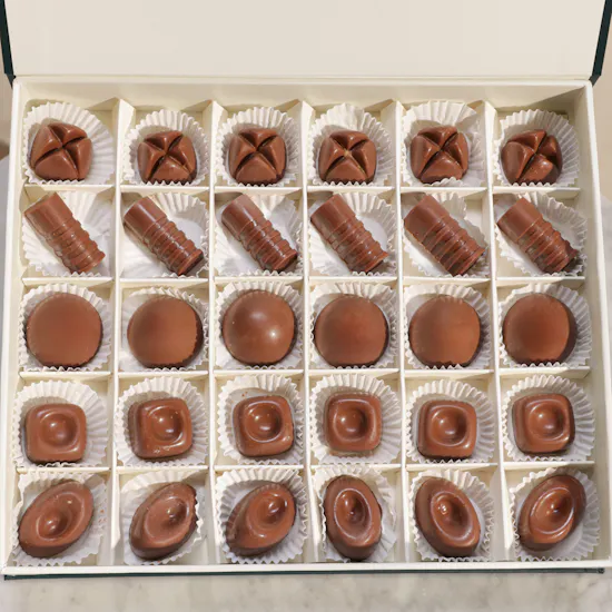 Floward Medium Chocolate Box