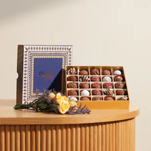 Charbonnel et Walker Victorian Truffle Box | Shinny Flowers Charbonnel et Walker Victorian Truffle Box | Shinny Flowers