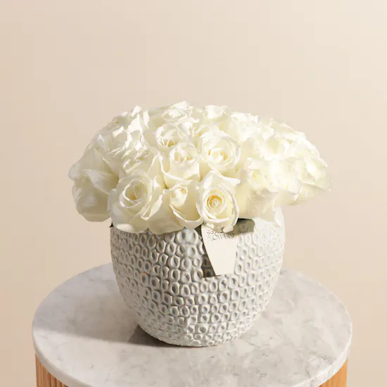 Charming Roses Vase | 35 Flowers