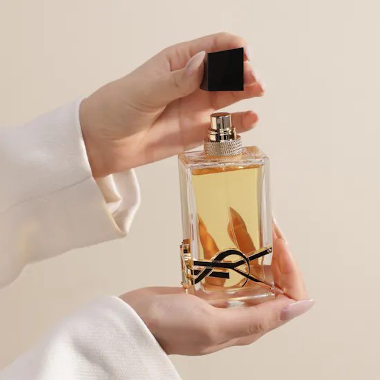 مجموعة عطر ليبر او دى بارفيوم للنساء من إيف سان لوران