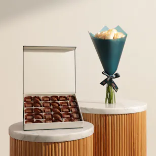 Floward Date Chocolate Box | Ethereal Beauty Flower Bouquet Floward Date Chocolate Box | Ethereal Beauty Flower Bouquet