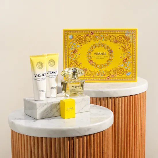Versace Yellow Diamond Women's EDT Set