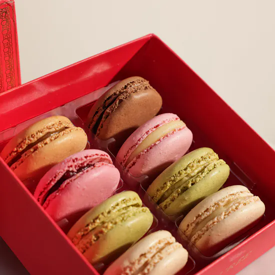 Ladurée Macaron Red Box | 8 Pieces