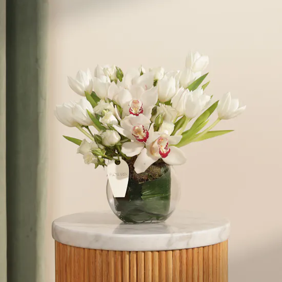 White Symphony Flowers Vase