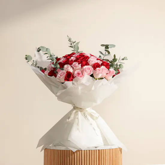 Delightful Hearts Rose Bouquet | 100 Flowers