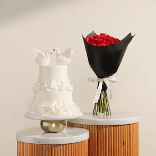 NQ's Bakery White Swans Cake | Soft Wing Flowers NQ's Bakery White Swans Cake | Soft Wing Flowers