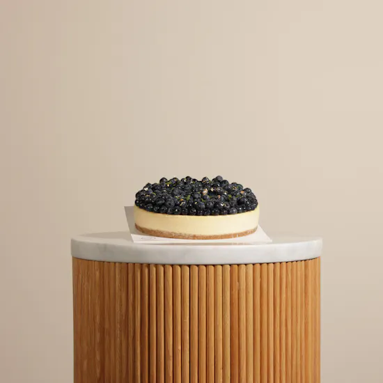 Patisserie By Guillermo Palomo Blueberry Cheesecake | Delicate Flowers Bouquet