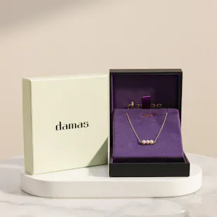 Damas Kiku Pearl Bar Yellow Gold Necklace Damas Kiku Pearl Bar Yellow Gold Necklace