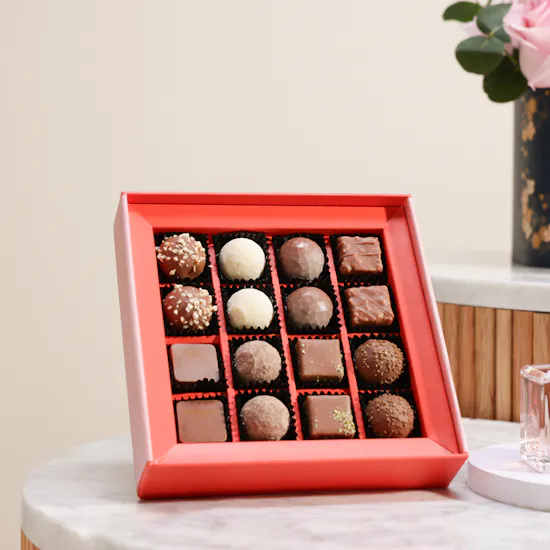 Sweet & Elegant Gift | Love Flowers Box