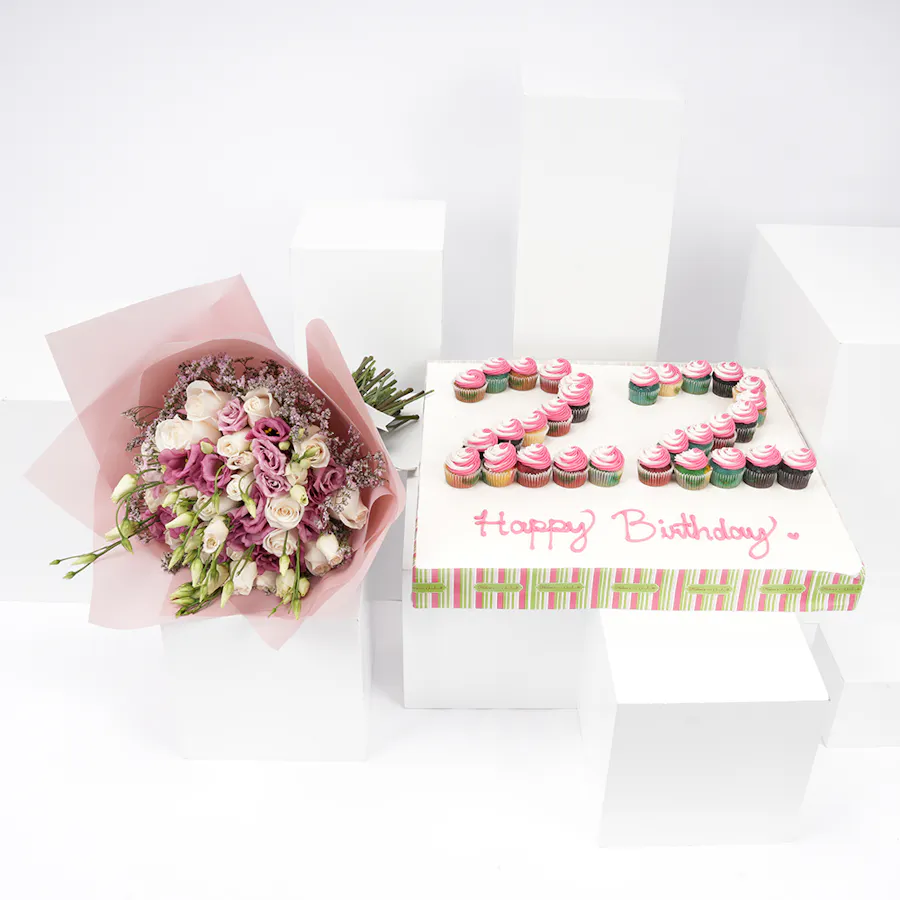 Helens Number Mini Cupcakes | Flowers 1