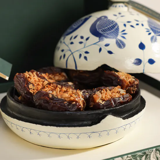 Bonbonniere Pistachio Rose and Pecan Crunch Stuffed Dates Gift Set