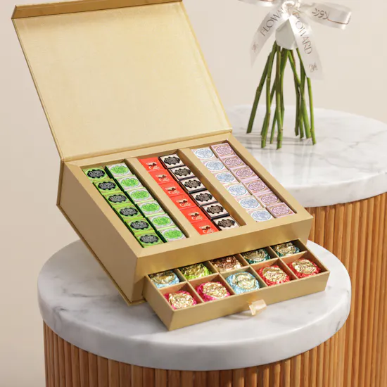 Venchi Prestige Chocoviar and Cremino Chocolate Two-Layer Gift Box | Delicate Flowers