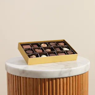 Godiva Gold Chocolate Gift Box | 15 Pieces 
