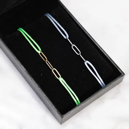 Zus Silky Couples Bracelets | White Tulips