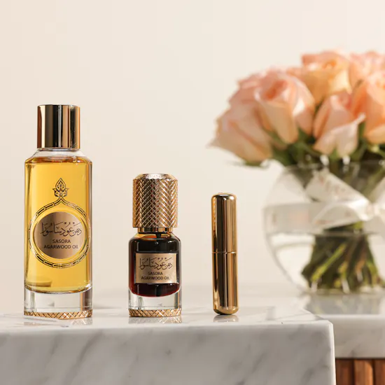 Abdul Samad Al Qurashi Sasura Oud Oil Set | Graceful Peach Rose Vase