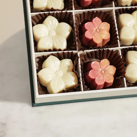 Floward Roses Small Chocolate Box