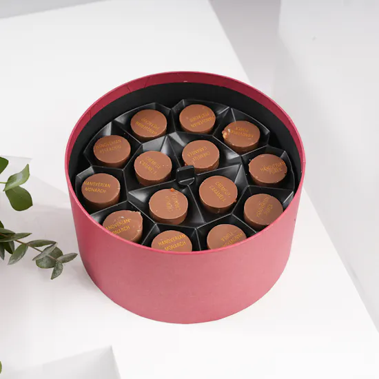 Hanoverian Mix Brand Chocolate Box | 12 Red Roses Bouquet