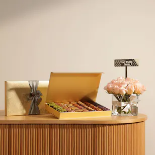 Bateel Dates Box | Get Well Soon Roses