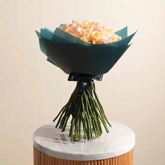 Opulent Peach Roses Bouquet