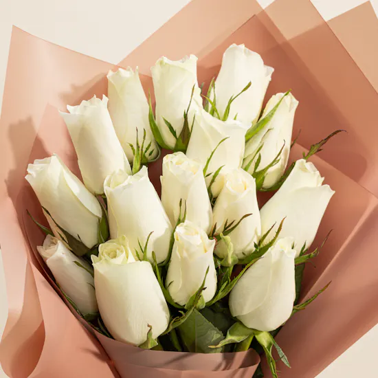 Hrh Letter S Gold Plated Necklace | Tender Pulse Flower Bouquet