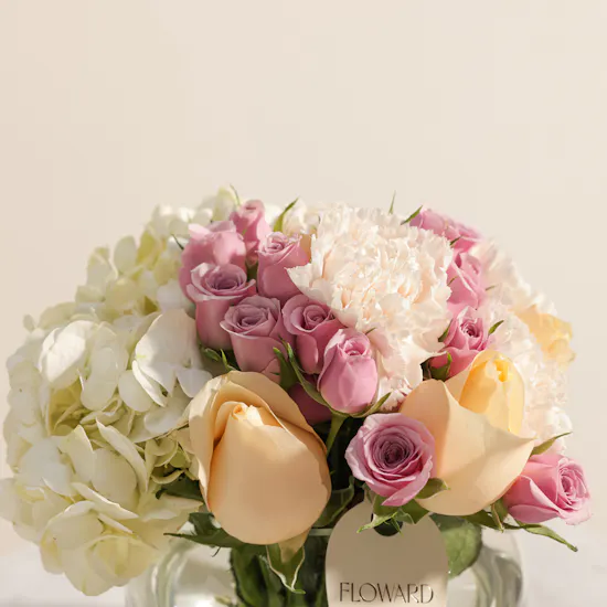 Zahi Luxury Diffuser | Elegant Flower Vase