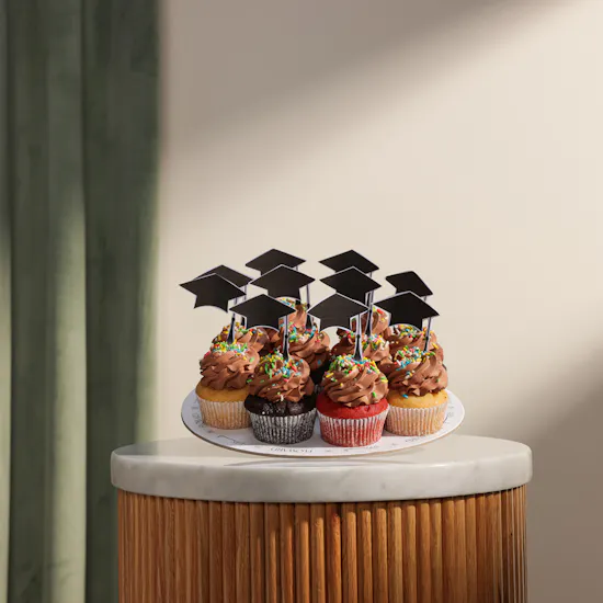 Floward Mixed Graduation Cupcakes