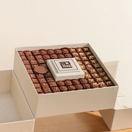 Soucolat Hajj Mabrur Medium Chocolate Box