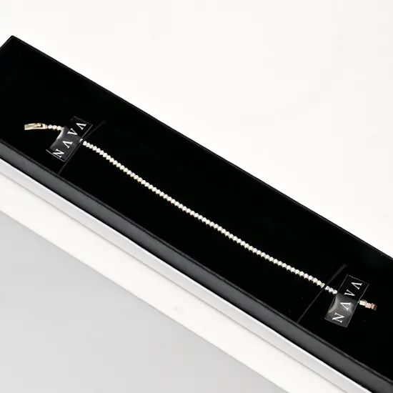 Nava Jewelry Gold Bracelet with Congratulations Bouquet