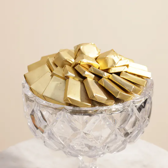 Floward Golden Chocolate Glass Bonbonniere