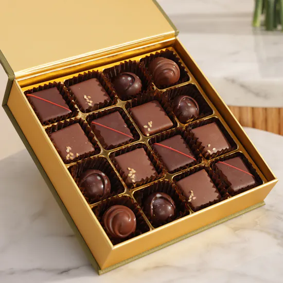 Bateel Palm Collection Origin Chocolate Small Box | Shiny Flowers Bouquet