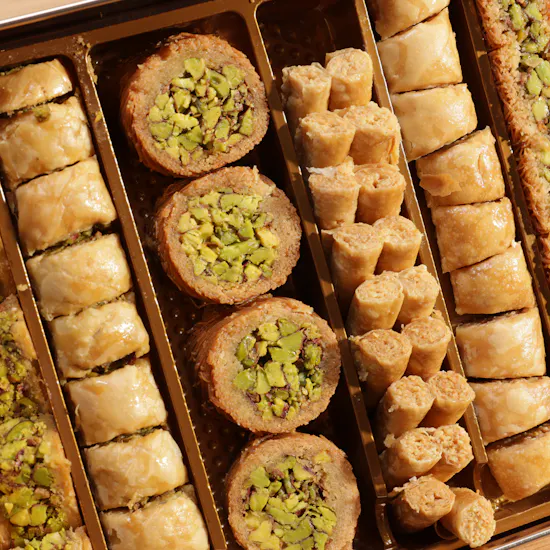 Saadeddin Assorted Baklava Medium Box