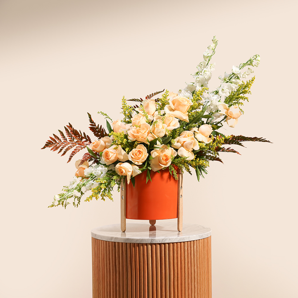 Peach Paradise | Metal Vase