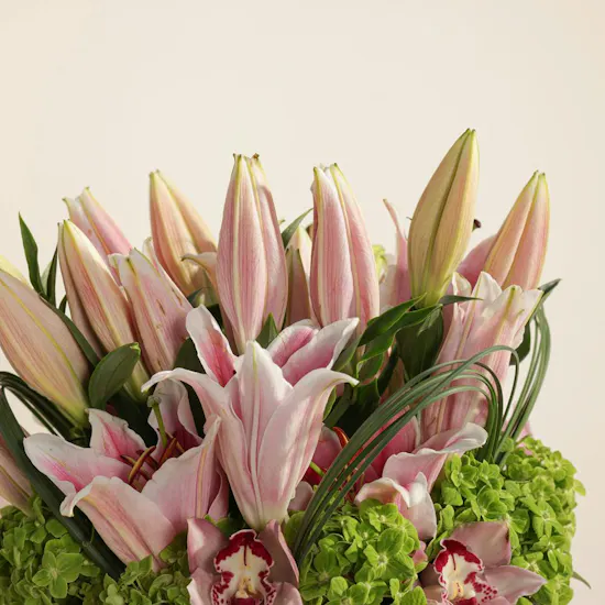 Festive Fragrance Flowers Vase