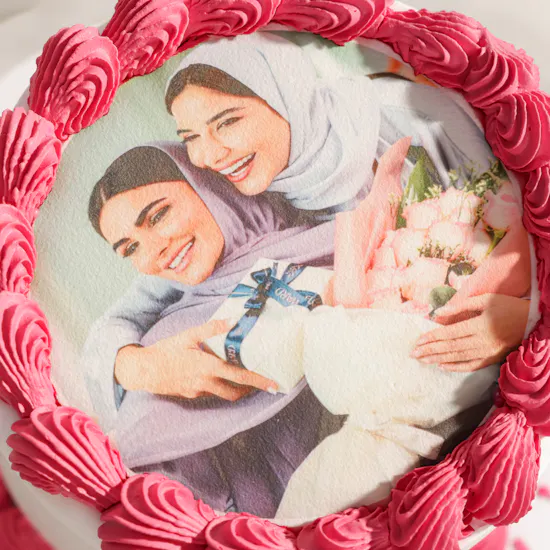 Floward Personalized Fuchsia and White Photo Cake
