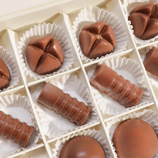Floward Medium Chocolate Box