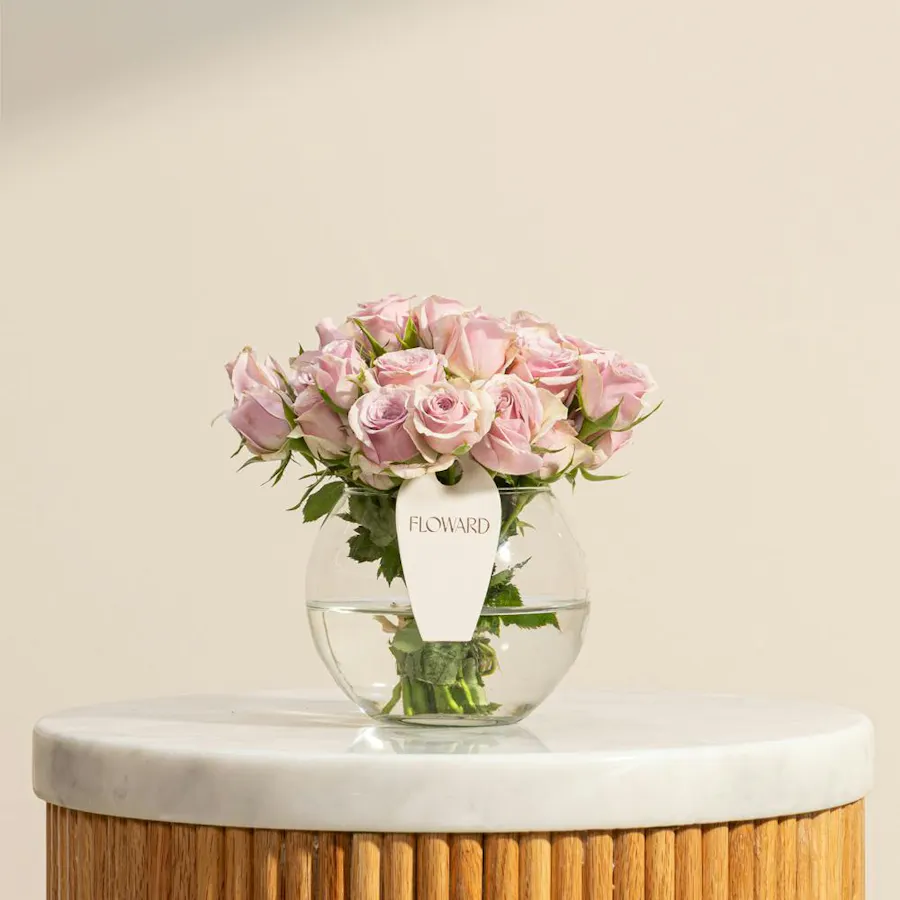 Purple Aura Roses Vase 1