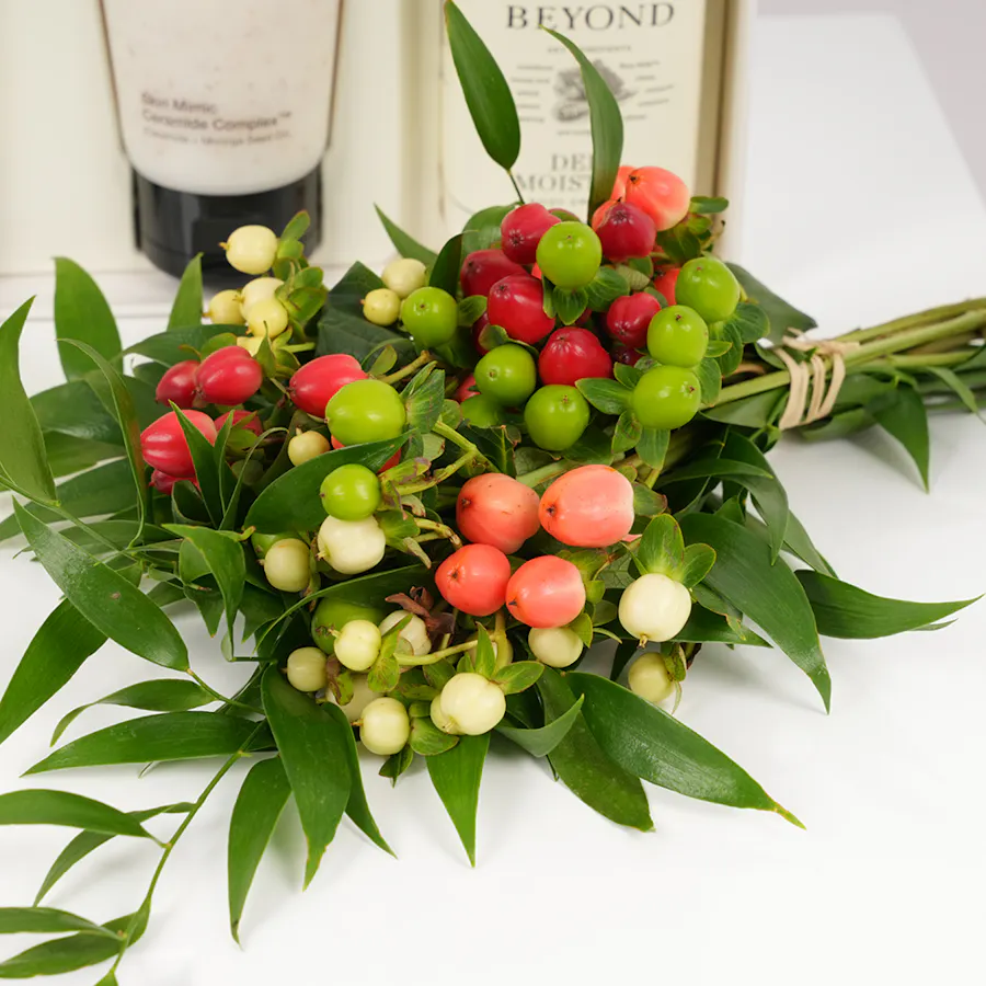 The Face Shop - Beyond Deep Moisture Set | Hypericum Bouquet 4