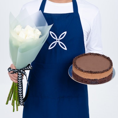 1 kg Floward Mousse Premium Limited Cake | 10 White Roses