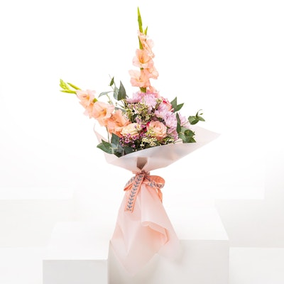 Chrysanthemums & Gladiolus | White Wrap