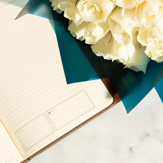 Atom Caramel Pro Notebook | Delight Flowers Bouquet