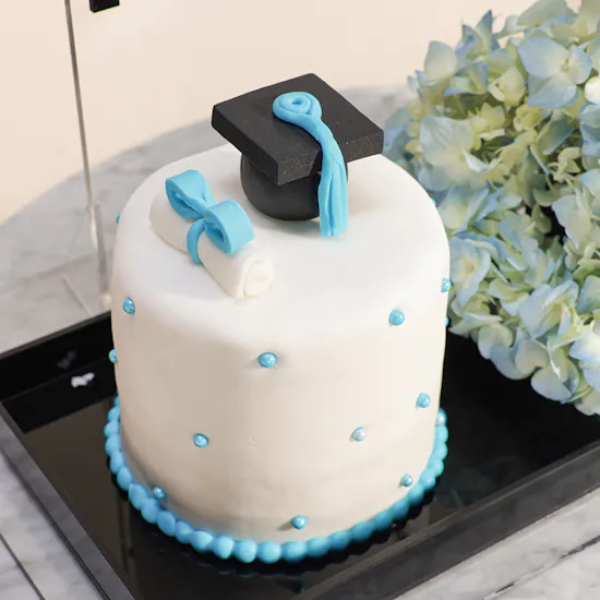 Floward Blue Graduation Cake | Inauguration Flowers