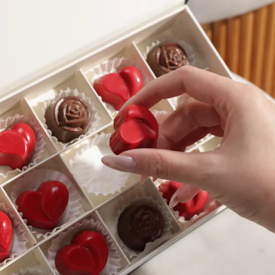 Floward Birdsong Small Chocolate Box
