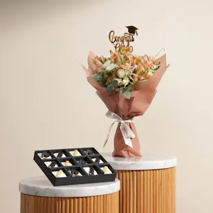 NJD Graduation Cake Bites | Success Bouquet 