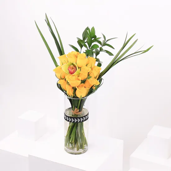 Yellow Roses | Cylinder Vase
